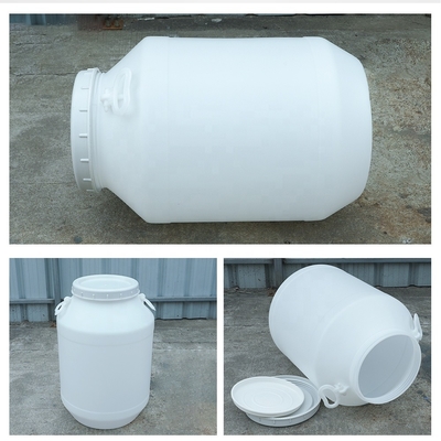 Άσπρο HDPE 100% χημικό 60l πλαστικό βαρέλι με την κάλυψη